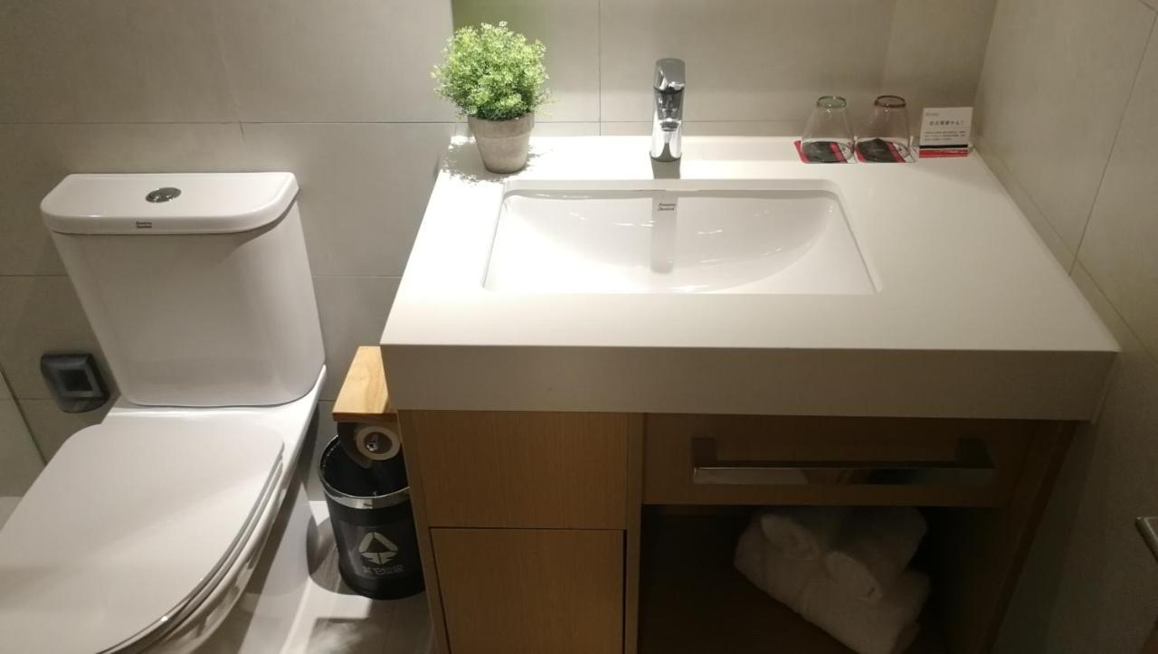 Ln Residence Changdi - New Aiqun Building - Canton Fair Free Shuttle Bus During Canton Fair Period Exteriör bild